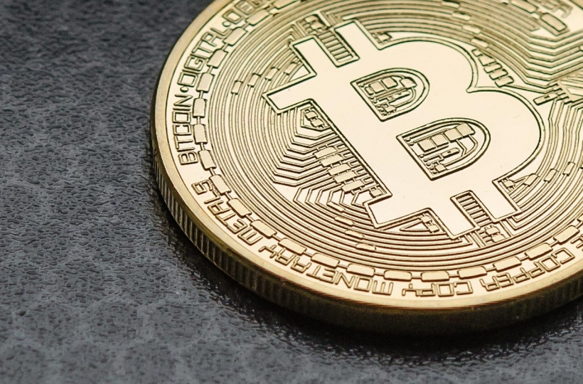 首日下载量突破15万！欧义交易所苹果版App上线NFT交易模块