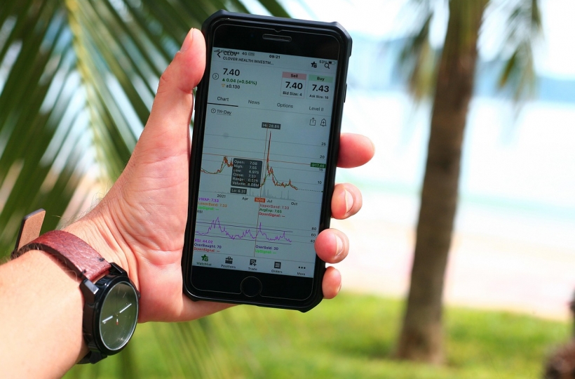 欧艺充值入账延时降至10秒内：系统升级实现资金秒级到账