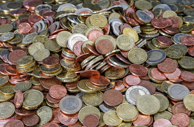 偶艺苹果启动全球艺术家入驻计划 首月交易量突破500ETH 平台TVL超800万美元