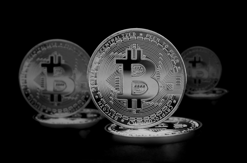 欧亿交易所宣布开通微信提现通道：费率0.1% 单笔限额10万元